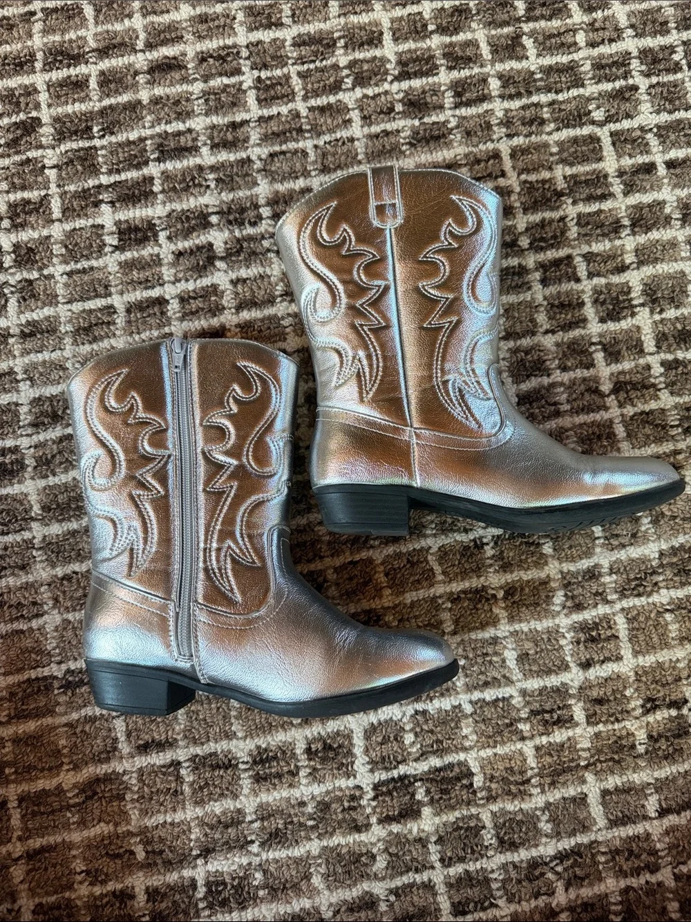 Sonoma Goods For Life Girls Silver Western Boots Size 4